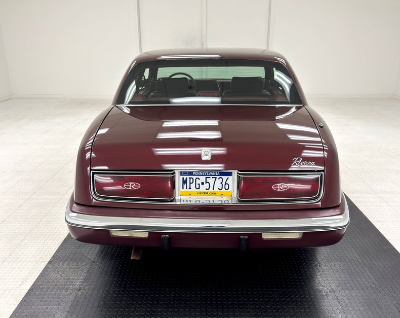Buick-Riviera-1992-Claret-Red-Red-10