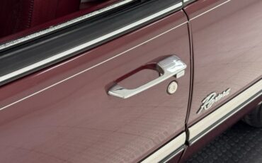 Buick-Riviera-1992-Claret-Red-Red-18