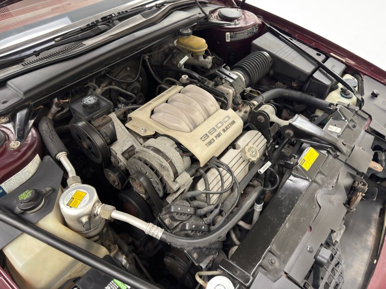 Buick-Riviera-1992-Claret-Red-Red-27