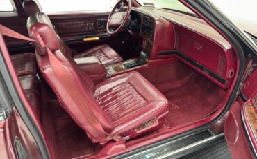 Buick-Riviera-1992-Claret-Red-Red-39