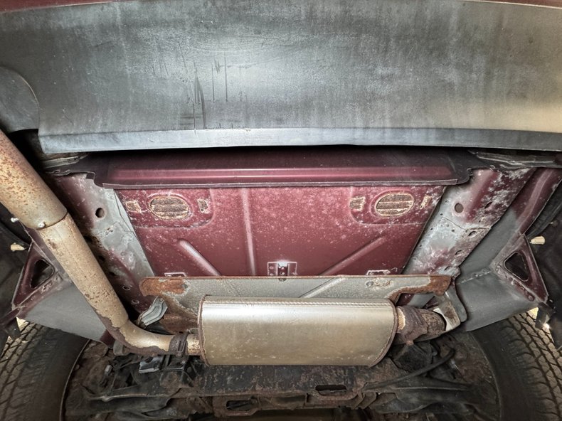 Buick-Riviera-1992-Claret-Red-Red-47