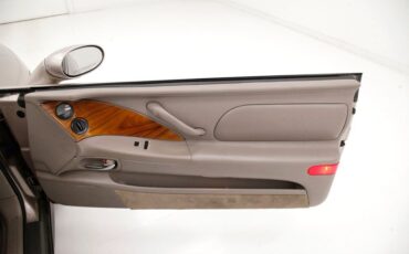 Buick-Riviera-1995-Platinum-Beige-Metal-Beige-11