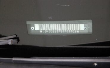 Buick-Riviera-1995-Platinum-Beige-Metal-Beige-17