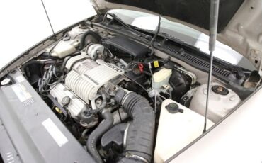 Buick-Riviera-1995-Platinum-Beige-Metal-Beige-21