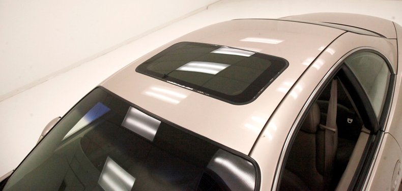 Buick-Riviera-1995-Platinum-Beige-Metal-Beige-29