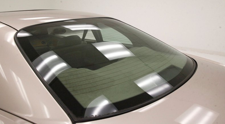 Buick-Riviera-1995-Platinum-Beige-Metal-Beige-32