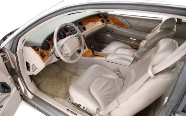 Buick-Riviera-1995-Platinum-Beige-Metal-Beige-39