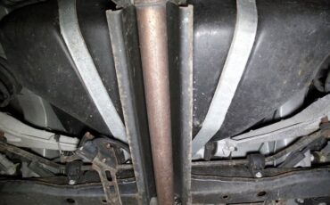 Buick-Riviera-1995-Platinum-Beige-Metal-Beige-48