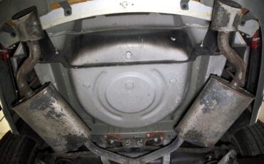 Buick-Riviera-1995-Platinum-Beige-Metal-Beige-49