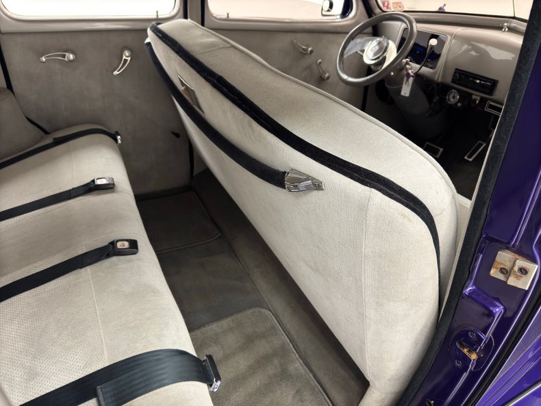 Buick-Roadmaster-1937-Purple-Gray-15