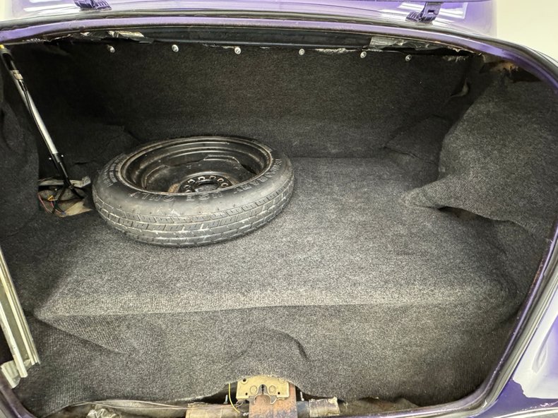 Buick-Roadmaster-1937-Purple-Gray-40