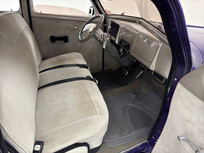 Buick-Roadmaster-1937-Purple-Gray-45