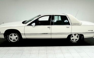 Buick-Roadmaster-1993-Summit-White-Dark-Blue