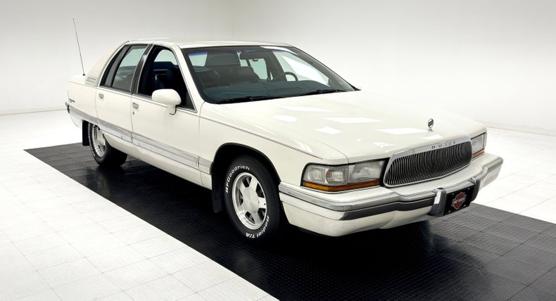 Buick-Roadmaster-1993-Summit-White-Dark-Blue-42