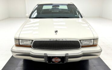 Buick-Roadmaster-1993-Summit-White-Dark-Blue-5