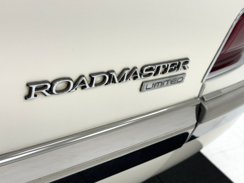 Buick-Roadmaster-1993-Summit-White-Dark-Blue-7