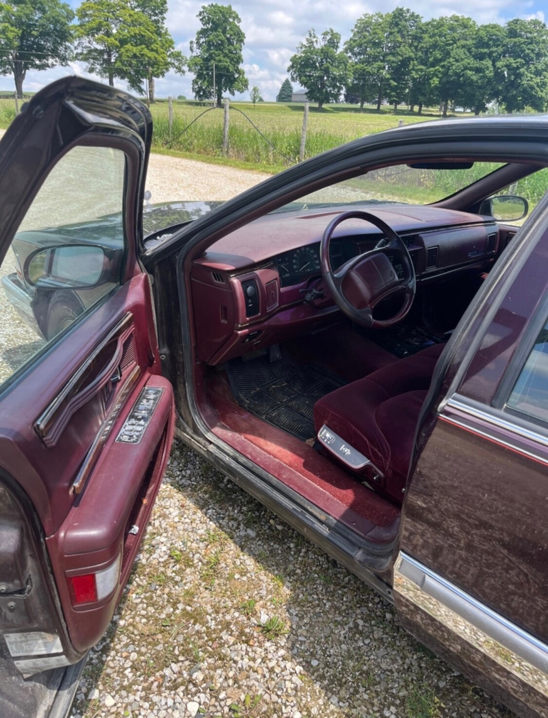 Buick-Roadmaster-1996-2