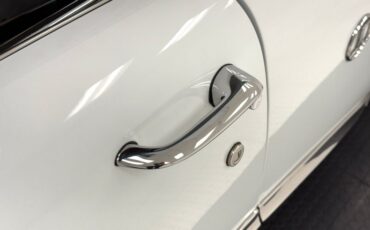 Buick-Series-40-1955-Dover-White-Gray-1