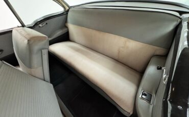 Buick-Series-40-1955-Dover-White-Gray-48