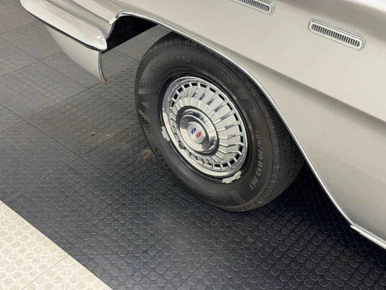 Buick-Skylark-1962-Silver-Cloud-Red-18