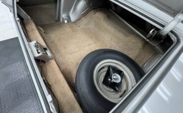 Buick-Skylark-1962-Silver-Cloud-Red-30