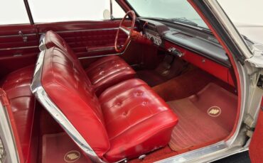 Buick-Skylark-1962-Silver-Cloud-Red-37