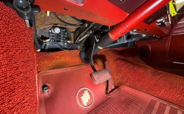 Buick-Skylark-1962-Silver-Cloud-Red-45