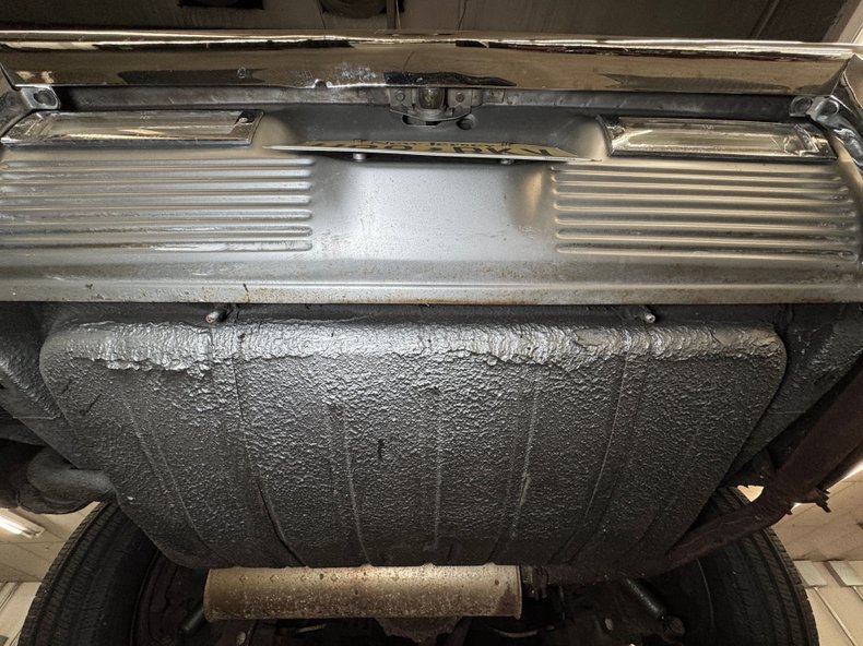 Buick-Skylark-1962-Silver-Cloud-Red-47