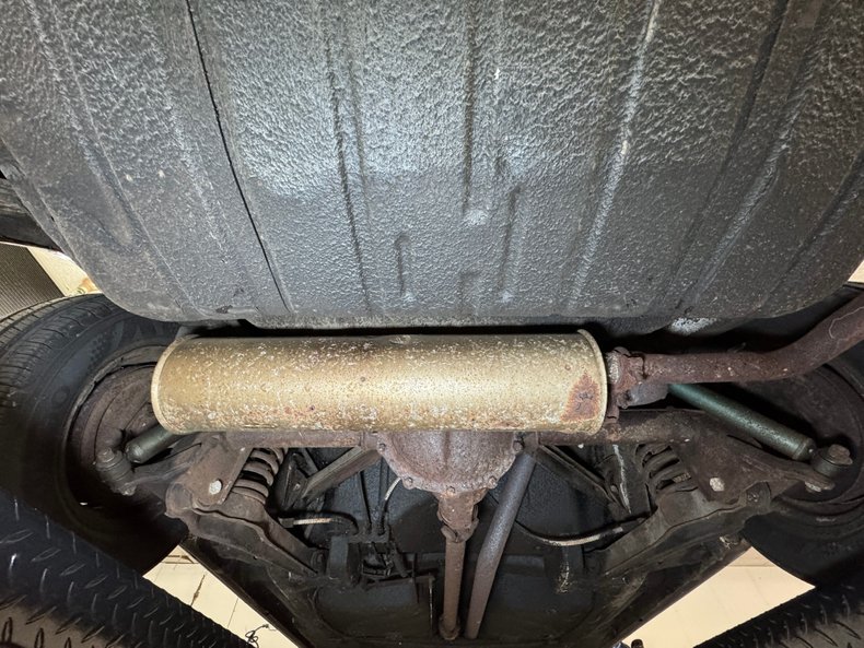 Buick-Skylark-1962-Silver-Cloud-Red-7