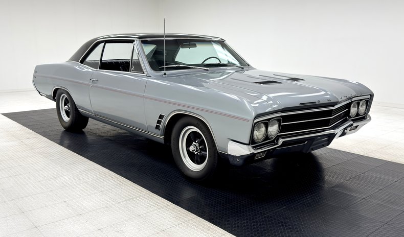 Buick-Skylark-1966-Silver-Mist-Black-12