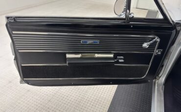 Buick-Skylark-1966-Silver-Mist-Black-13