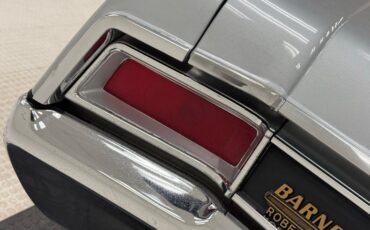 Buick-Skylark-1966-Silver-Mist-Black-29