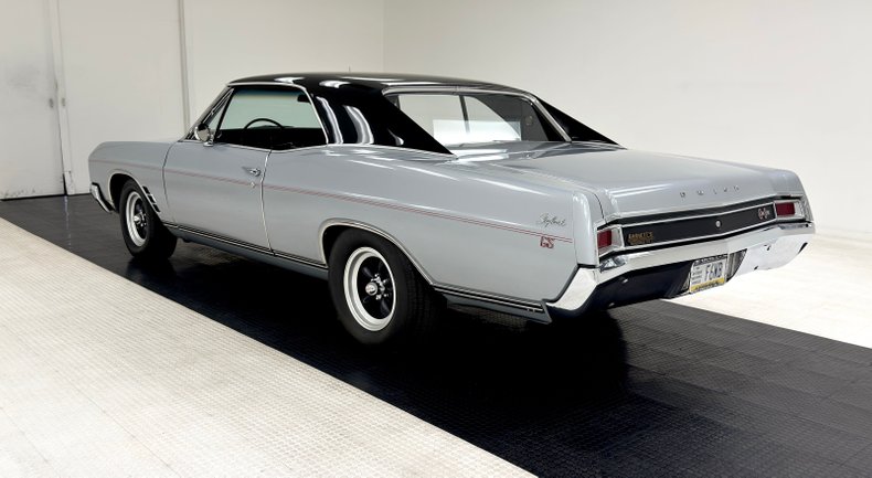 Buick-Skylark-1966-Silver-Mist-Black-3
