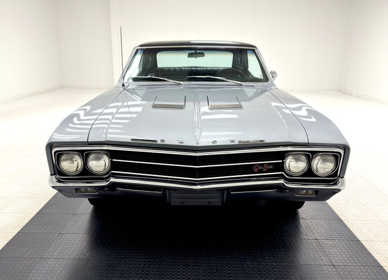 Buick-Skylark-1966-Silver-Mist-Black-4