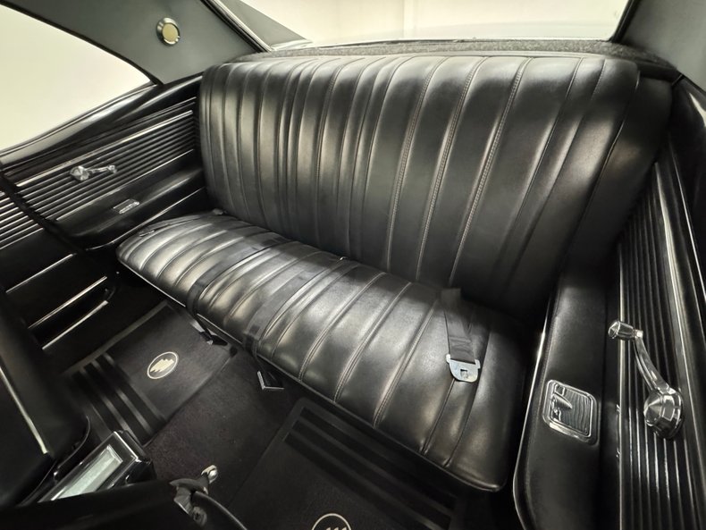 Buick-Skylark-1966-Silver-Mist-Black-42