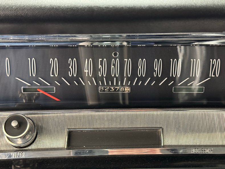 Buick-Skylark-1966-Silver-Mist-Black-7