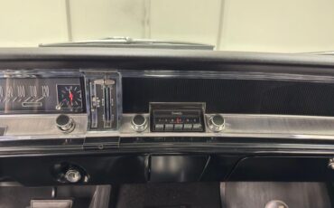 Buick-Skylark-1966-Silver-Mist-Black-8