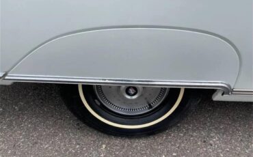 Buick-Skylark-1967-Arctic-white-Red-14