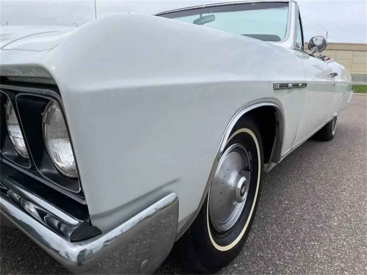 Buick-Skylark-1967-Arctic-white-Red-24