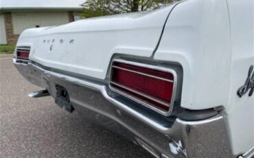 Buick-Skylark-1967-Arctic-white-Red-28