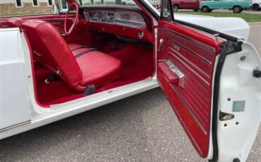 Buick-Skylark-1967-Arctic-white-Red-40