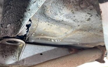 Buick-Skylark-1967-Arctic-white-Red-46