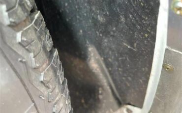 Buick-Skylark-1967-Arctic-white-Red-51