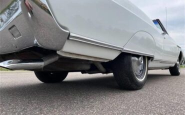 Buick-Skylark-1967-Arctic-white-Red-54