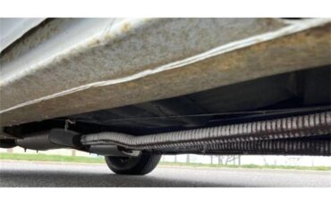 Buick-Skylark-1967-Arctic-white-Red-57