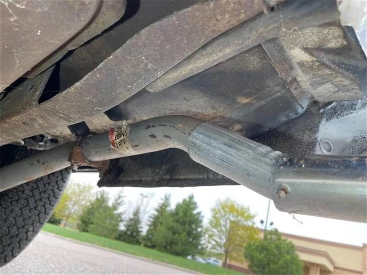 Buick-Skylark-1967-Arctic-white-Red-60