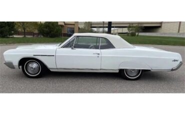 Buick-Skylark-1967-Arctic-white-Red-65