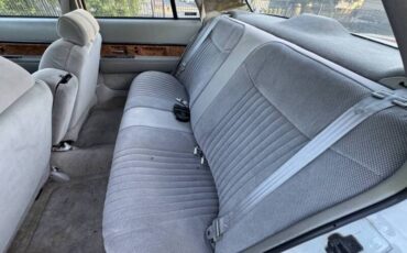 Buick-lesabre-custom-1995-white-2