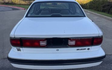 Buick-lesabre-custom-1995-white-5