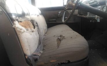 Buick-roadmaster-1947-custom-12